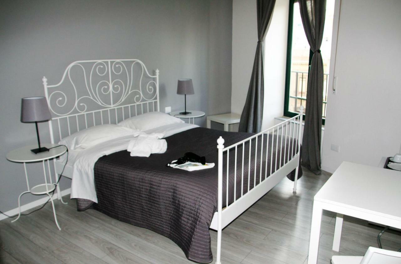 Del Toscano Home Catania Exterior photo