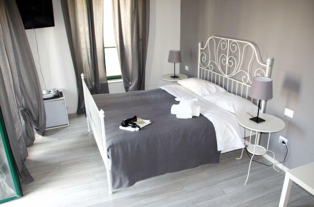 Del Toscano Home Catania Exterior photo